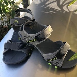 New Reel Legends Mens Yarmouth Sandals US size 10